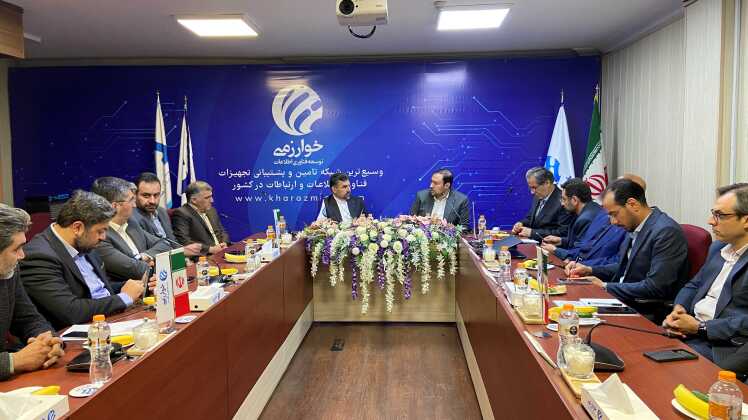بازدید مدیرعامل هلدینگ صاد از شرکت مفاخر