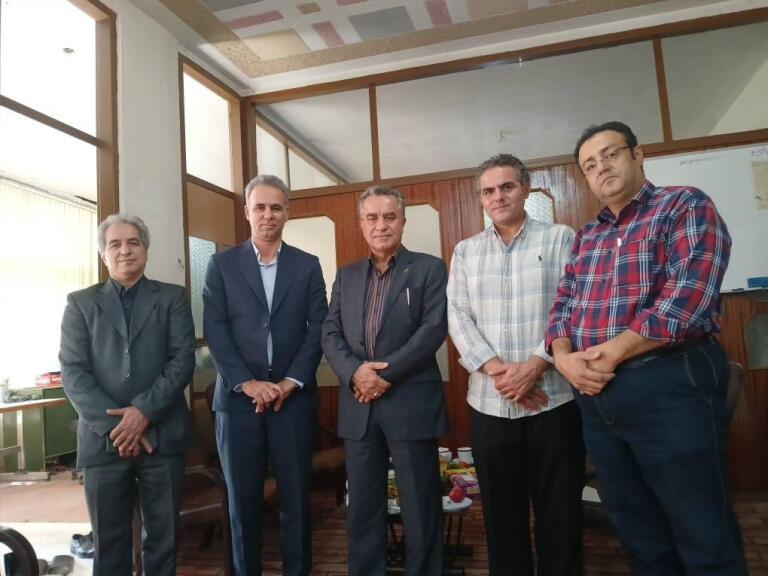 بازدید سرپرست شرکت توسعه فناوری اطلاعات خوارزمی از دفتر استان قم